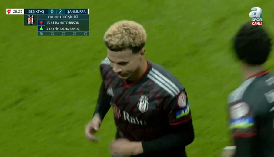 Dele Alli tiếp tục khủng hoảng phong độ