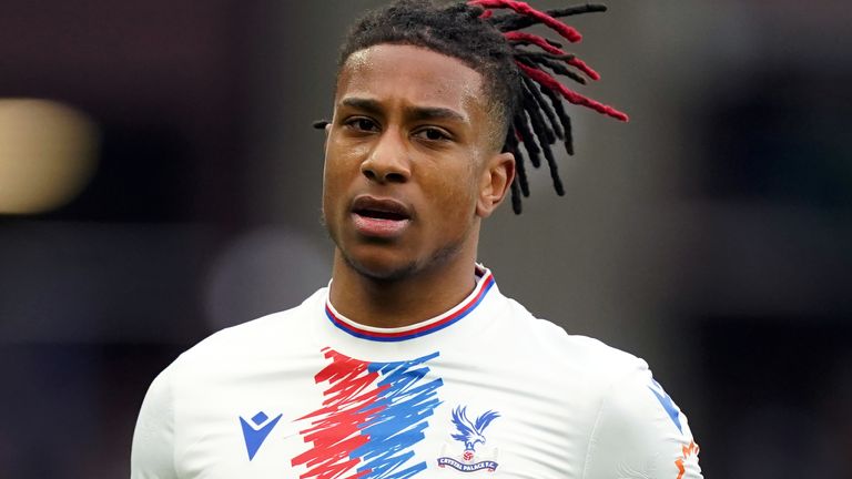 Crystal Palace ra giá bán Olise cho Man Utd