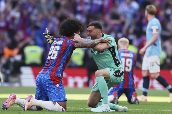 Crystal Palace vô địch cúp FA mùa 2024/25