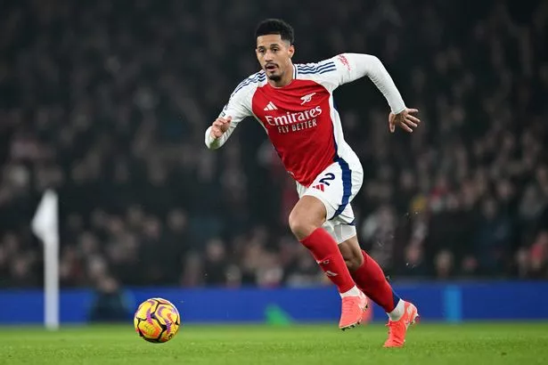 Sau Magalhaes, Saliba là ưu tiên số 2 gia hạn hợp đồng của Pháo Thủ